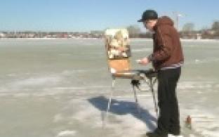 Первоуральский художник, пренебрегая предупреждениями спасателей, уже несколько дней выходит на лёд пруда