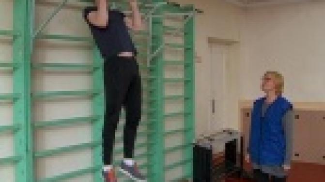 Школьники проверяют себя на готовность к труду и обороне