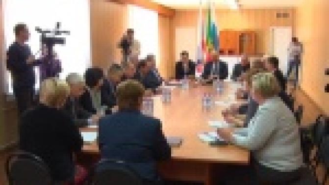 Первоуральск заручился поддержкой крупных промышленников и областных парламентариев