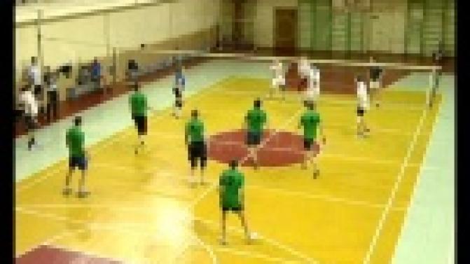 Победителей определил волейбол.