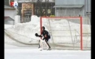 Поклонники хоккея с мячом выйдут на лёд.