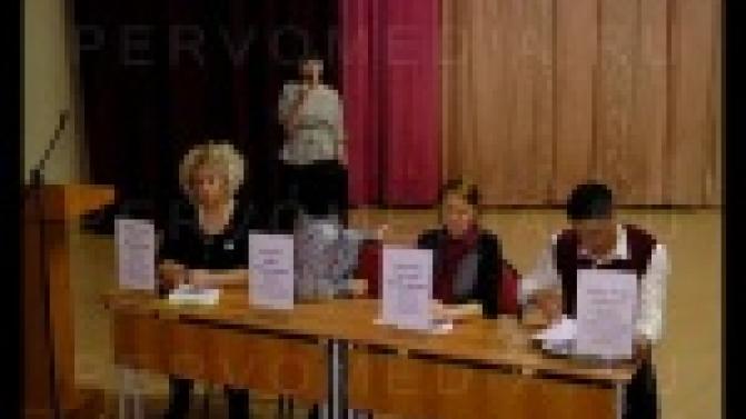 Они приняли в свой дом сирот и детей из неблагополучных семей.