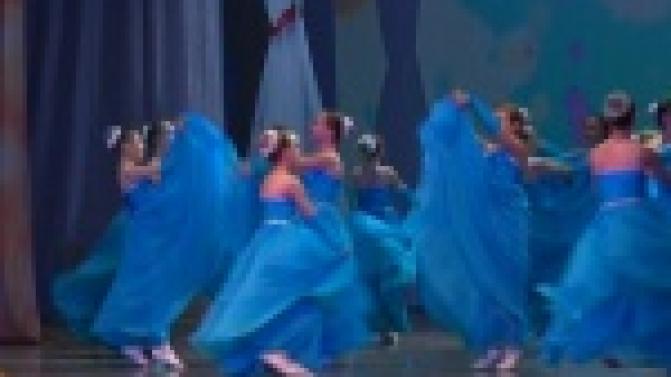 В ДК ПНТЗ первоуралочкам подарили концерт