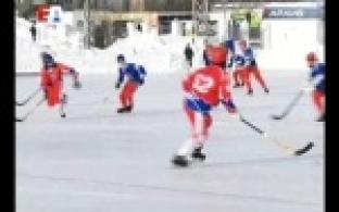 Добрый десяток сильнейших молодёжных команд страны ожидают в Первоуральске.