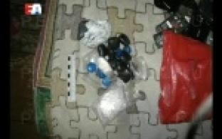 Первоуральские полицейские изъяли крупную партию синтетических наркотиков.