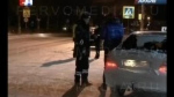 Сотрудники госавтоинспекции в предстоящие праздничные выходные будут ловить пьяных водителей.