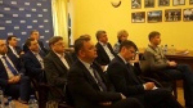 Через строгий отбор, предварительное голосование и дебаты пройдут кандидаты от партии "Единая Россия"