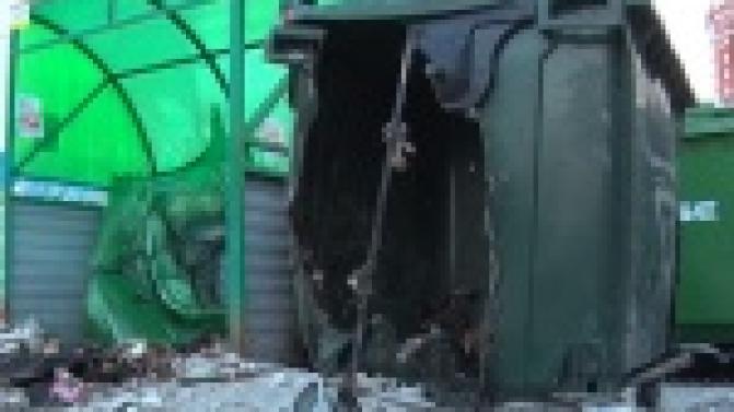 В Первоуральске за ночь сгорели сразу несколько новых баков