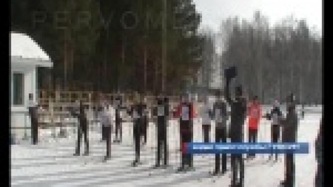 Спорт службе не помеха.