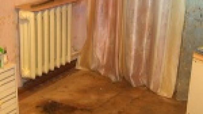 Жительница одного из домов Магнитки страдает от "влажной" коммунальной проблемы