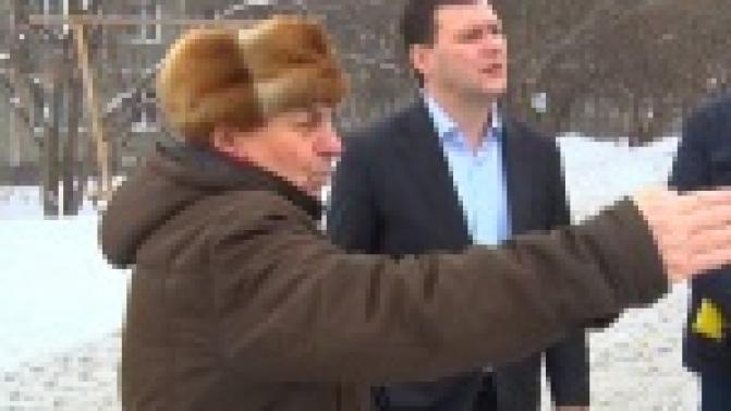 Алексей Дронов встретился с первоуральцами, страдающими от коммунальной несправедливости