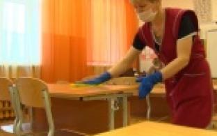 В Первоуральске начали дезинфекцию школ