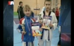 Первоуральские тхэквондисты поборолись за "Кубок Кристалл".