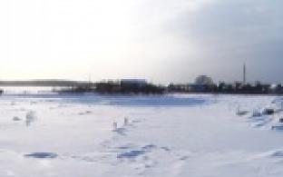 С проблемой затопления борются жители улицы Димитрова в посёлке Доломитовый