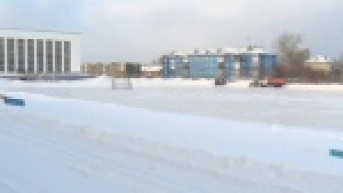 На стадионе "Уральский трубник" началась реконструкция футбольного поля