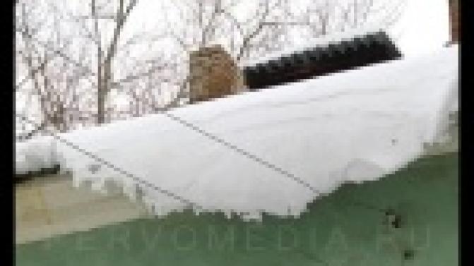 В снежной ловушке.