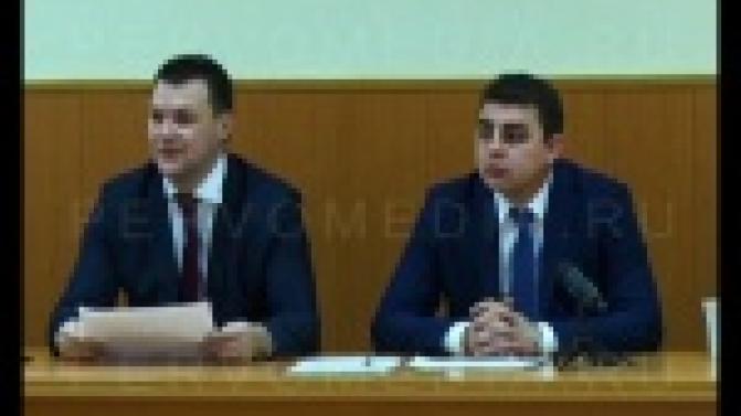 Более пятидесяти коммунальных аварий произошло в Первоуральске за праздничные дни.