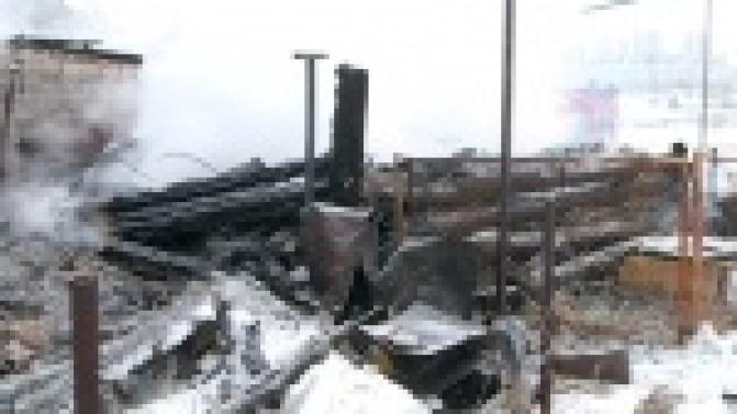 Тушили всем миром