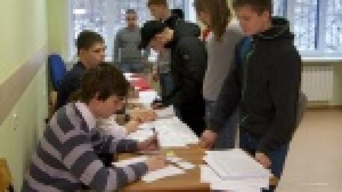 Из двенадцати кандидатов пройдет только один