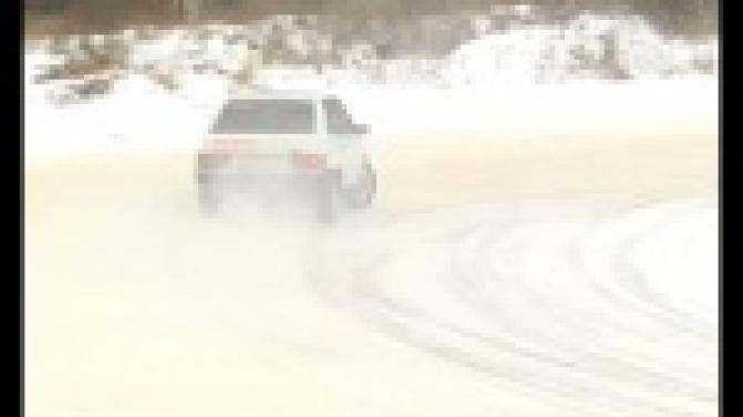 Полсотни гонщиков со всей области продемонстрировали мастерство экстремального вождения.