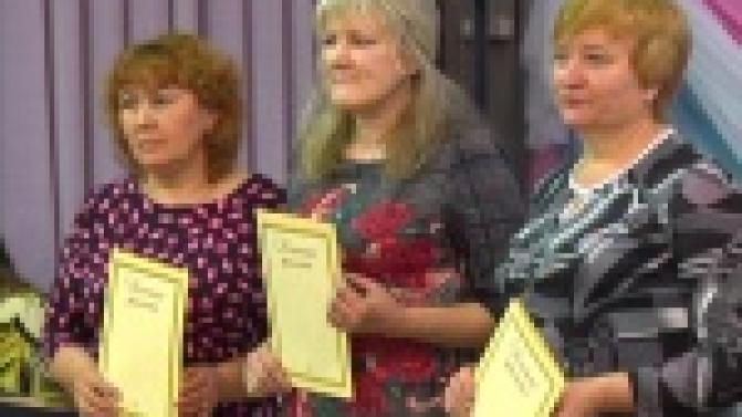 В день матери отметили работниц Новотрубного завода