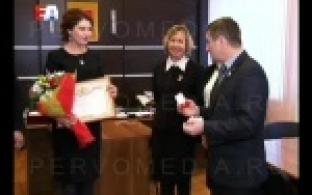 Поощрили сегодня и руководителя фракции "Единая Россия" в Первоуральске Наталью Воробьёву