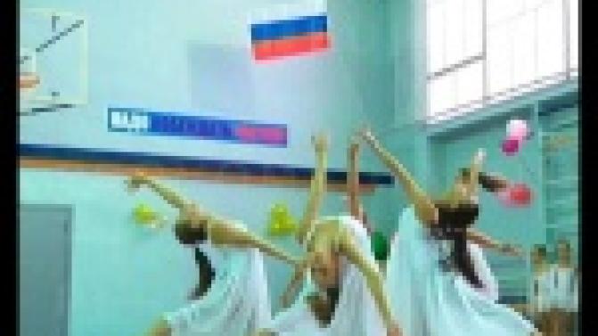 В необычайное по красоте шоу превратили показательные выступления гимнастки детско-юношеской спортивной школы Первоуральска.