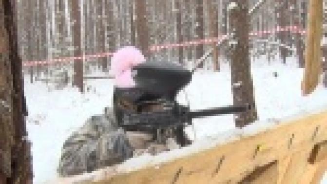 Воспитанники первоуральского детского дома провели турнир по пейнтболу