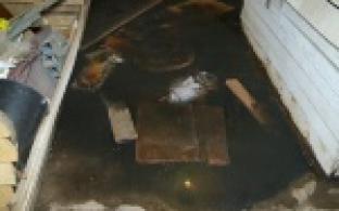 Жители дома №10 по улице Комсомольская не могут добиться решения коммунальной проблемы