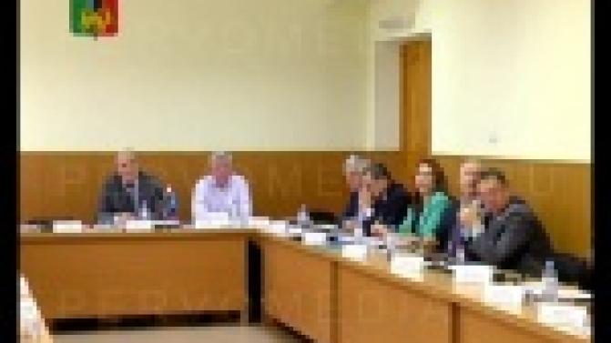 Первоуральские депутаты обсудили ситуацию с отоплением и ещё десяток актуальных вопросов