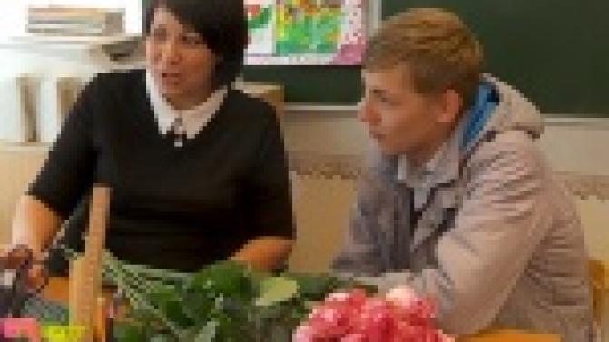 День учителя закончился, но преподавателей продолжают поздравлять