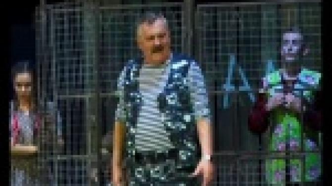 Говорящие коровы и лошади и вечная тема - право на жизнь должно быть у каждого.