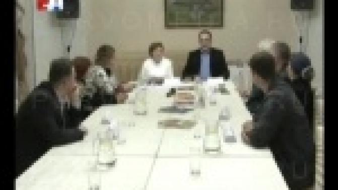 С "Большими гастролями" В Первоуральск приехал Донецкий республиканский театр.