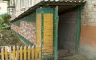 Лужи, грязь и ужасный запах