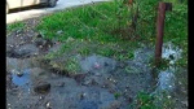 Течет ручей, бежит ручей