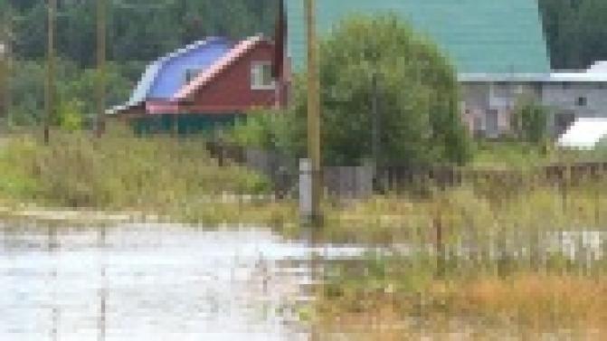 Каждую весну и после сильных дождей улица Зелёная в Билимбае в воде