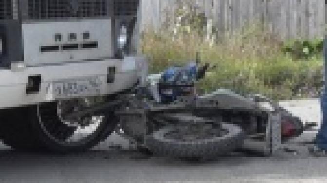 Автобус и мотоцикл столкнулись в Шайтанке