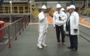 Белорусская делегация посетила цеха Белой металлургии ПНТЗ