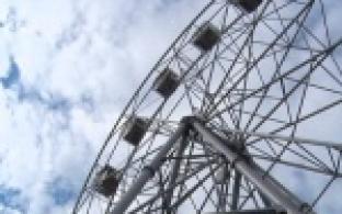 «Колесо обозрения» в Первоуральске заработало