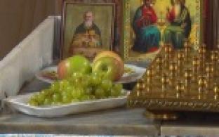 Православная церковь отмечает один из важнейших христианских праздников - Преображение Господне.