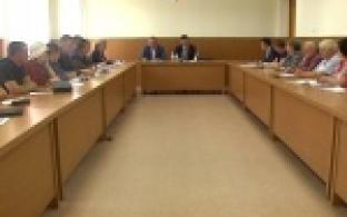 Несанкционированные свалки, реконструкция освещения и новые детские площадки