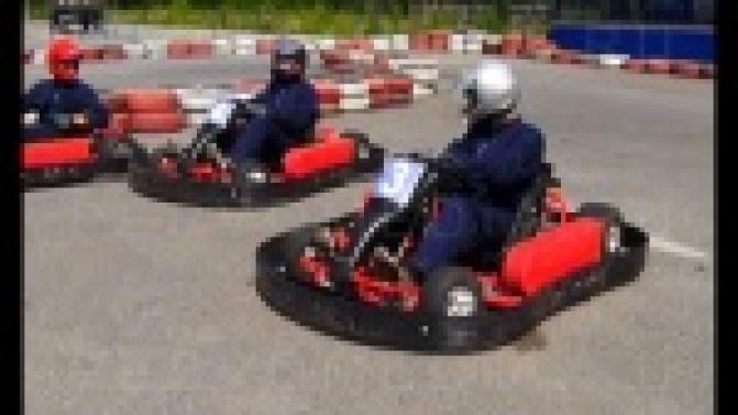 Юные горожане ощутили себя пилотами гоночных болидов