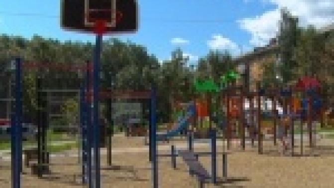 По плану - благоустройство дворовых территорий