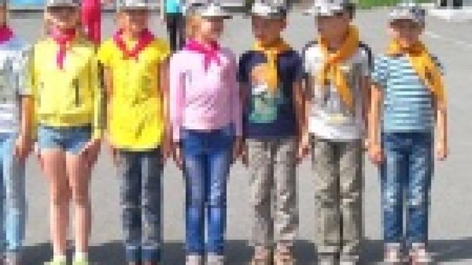 День молодежи в год семидесятилетия победы прошел по сценарию Управления образования.