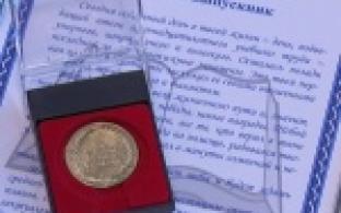 Рекордное количество "золотых" медалистов в Первоуральске