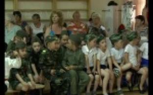 Почтили память павших и юные первоуральцы.