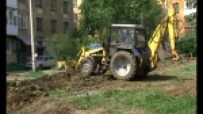 В Первоуральске обновляют дворовые территории.