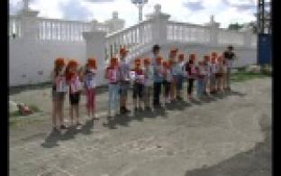 Пожарные и автоинспекторы провели необычный урок для первоуральских школьников