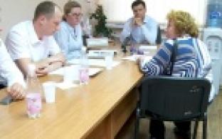 Приемный день Алексея Дронова традиционно выдался насыщенным