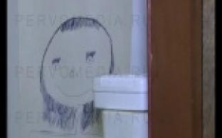 Родители оставили несовершеннолетнюю девушку одну в квартире, а коммунальщики лишили благ цивилизации.